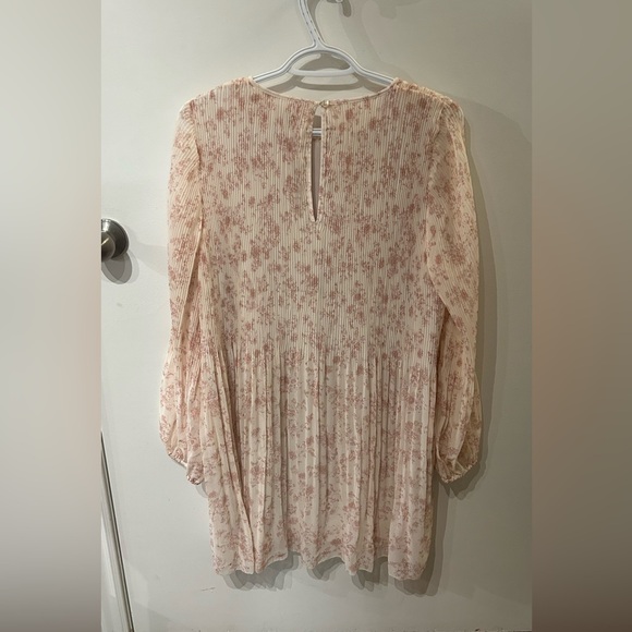 Aritzia White and Pink Long Sleeve Dress - Picture 3 of 5